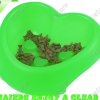 >Medium heart-shaped three stakes bowl P660: